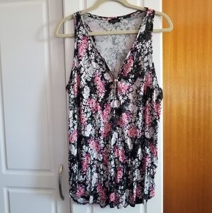 👙Dynamite floral racerback tank top with front zip
